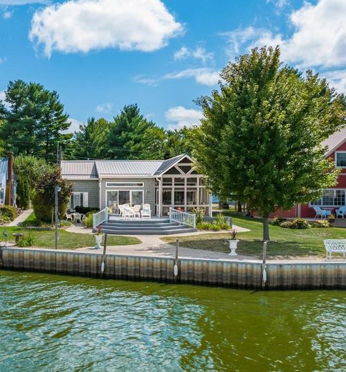 5102 Bateson Beach Dr Ne, Thornville, OH, 43076-9176 | Card Image