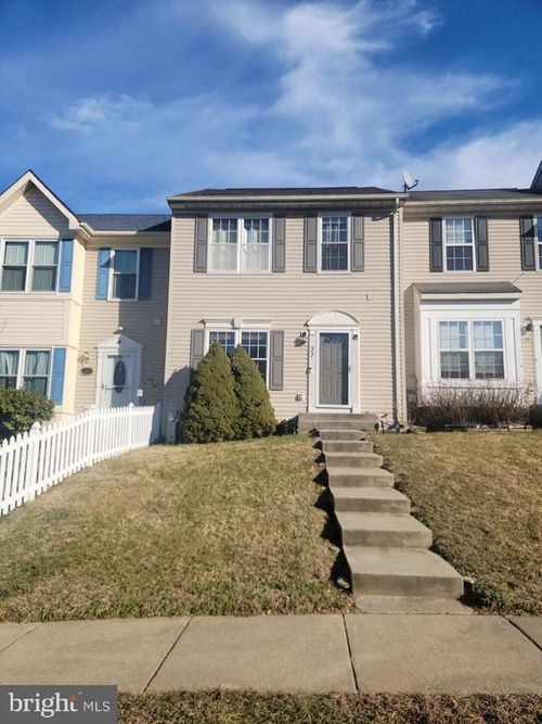 37 Gunfalls Garth, Nottingham, MD, 21236-4836 | Card Image