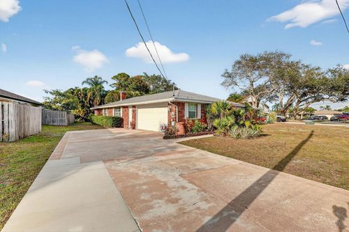1207 Se Palm Beach Rd, Port St Lucie, FL, 34952-5316 | Card Image
