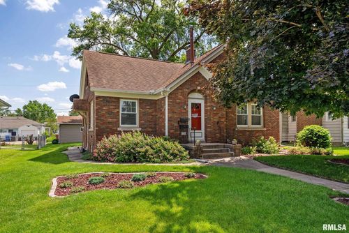 2424 18th Avenue A, Moline, IL, 61265-4121 | Card Image