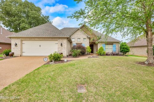 12 Roanoak Cv, Jackson, TN, 38305-8037 | Card Image