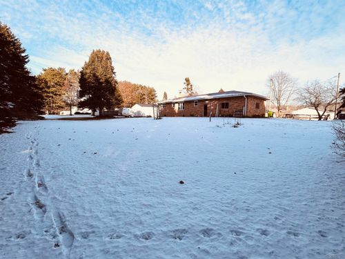 315 Blondin St, Pinconning, MI, 48650-9705 | Card Image