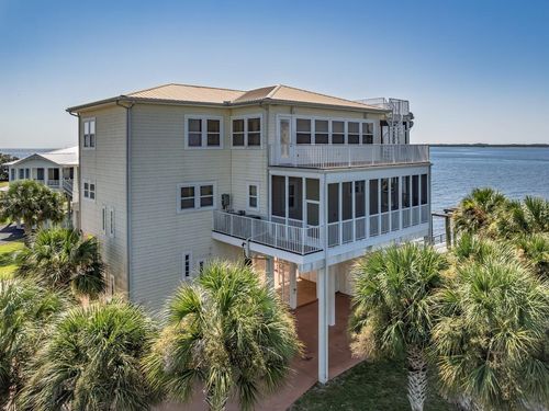 64 Blue Heron Way, Ochlockonee Bay, FL, 32346-2702 | Card Image
