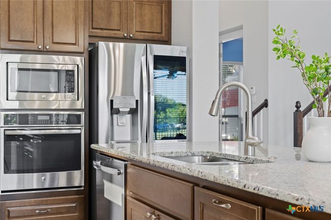 Kitchen | Image 9