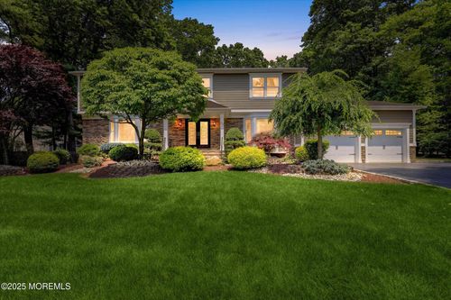 39 Vista Dr, Morganville, NJ, 07751-1631 | Card Image