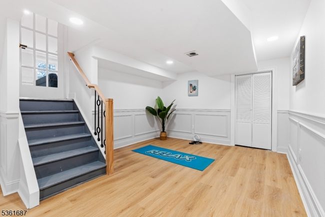 185 Colonial Rd, House other with 5 bedrooms, 3 bathrooms and null parking in Emerson NJ | Image 31