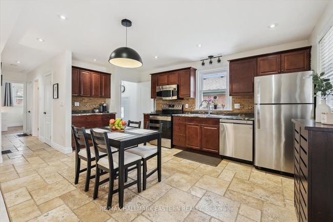 508 Erskine Ave, House other with 5 bedrooms, 2 bathrooms and 4 parking in Peterborough ON | Image 9