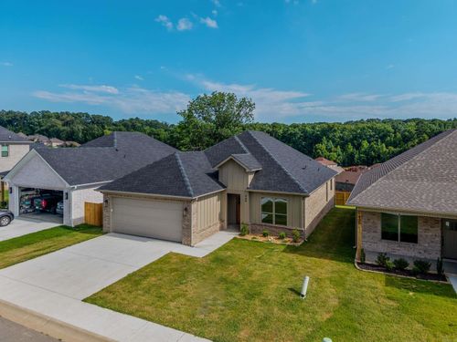 909 Grand Teton Dr, Benton, AR, 72019-5014 | Card Image