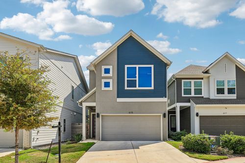 615 Bernese Pass, Austin, TX, 78745-5067 | Card Image