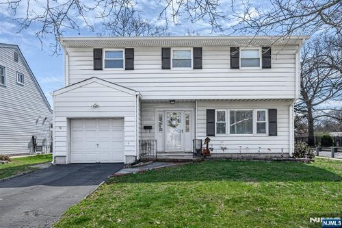 2 Rutan Rd, Belleville, NJ, 07109-1536 | Card Image