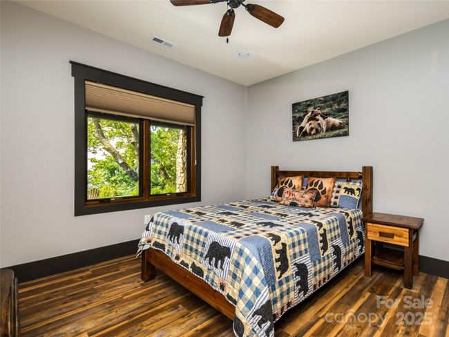 93 N Snow Ridge Dr, House other with 5 bedrooms, 7 bathrooms and null parking in Hendersonville NC | Image 34