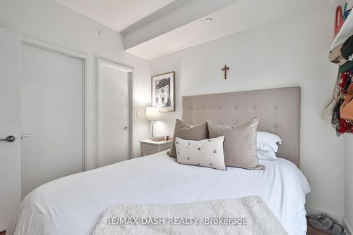 1215e-576 Front St W, Toronto, ON, M5V0P8 | Card Image