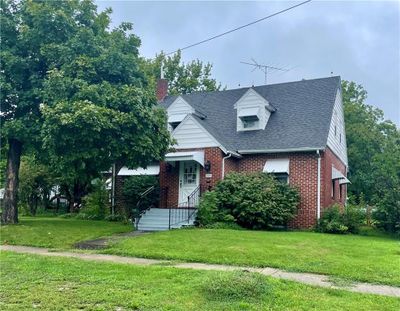 View of front of house with a front yard | Image 1