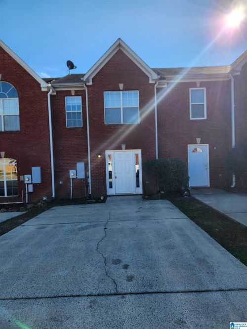 140 Rocky Ridge Dr, Helena, AL, 35080-3756 | Card Image