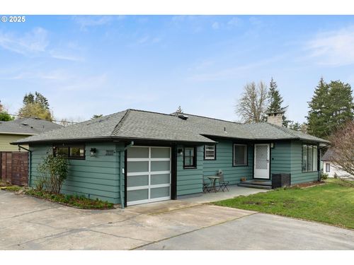 3255 Sw 110th Ave, Beaverton, OR, 97005 | Card Image