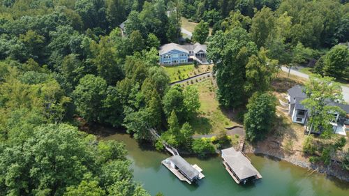 174 Virginia Key Trl, Union Hall, VA, 24176-2229 | Card Image