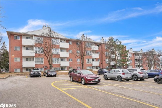 312 - 126 Bell Farm Rd, House attached with 3 bedrooms, 2 bathrooms and 1 parking in Barrie ON | Image 14