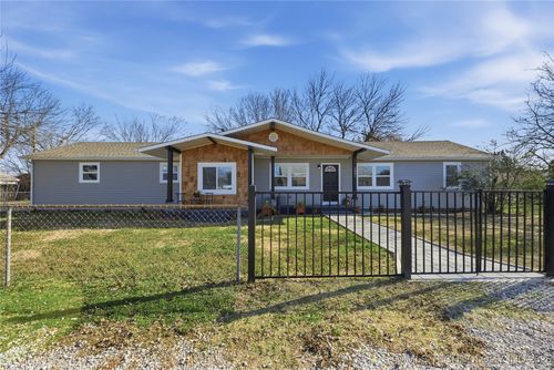 1001 S Broadway St, Skiatook, OK, 74070-2317 | Card Image