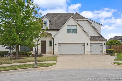 7004 124th Pl, Bixby, OK, 74008-5889 | Card Image