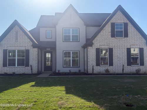 7447 Newbury Dr, Olive Branch, MS, 38654-1563 | Card Image