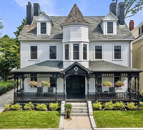 apt-1-29 Central St, Manchester, MA, 01944-1384 | Card Image