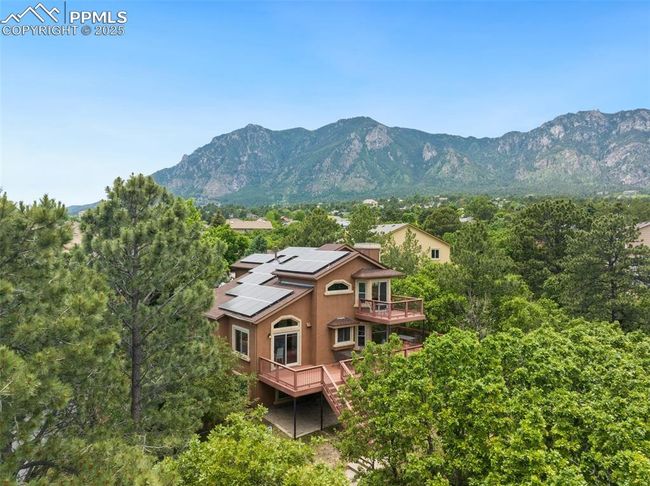 130 Mobray Ct, House other with 4 bedrooms, 4 bathrooms and 2 parking in Colorado Springs CO | Image 32