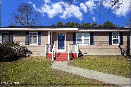 67 Sanders Dr, Hubert, NC, 28539-4472 | Card Image