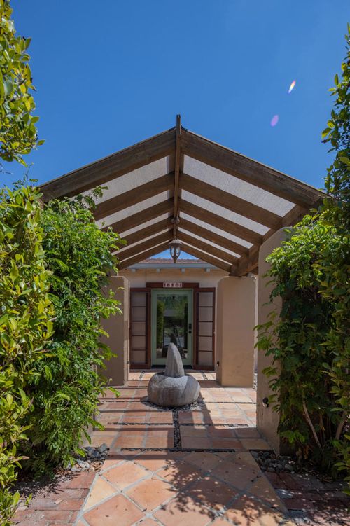 610 S Camino Real, Palm Springs, CA, 92264-0712 | Card Image