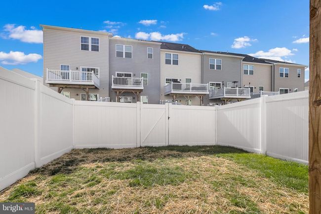511 Landing Dr, Townhouse with 3 bedrooms, 3 bathrooms and null parking in FREDERICKSBURG VA | Image 23