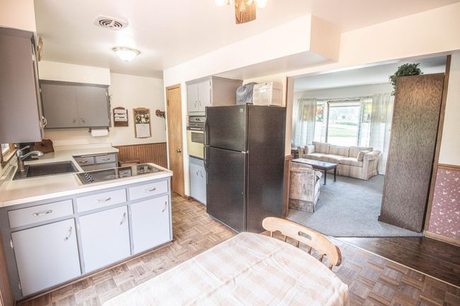 2228150 Plainview Pkwy, House other with 3 bedrooms, 2 bathrooms and null parking in Lisbon WI | Image 20