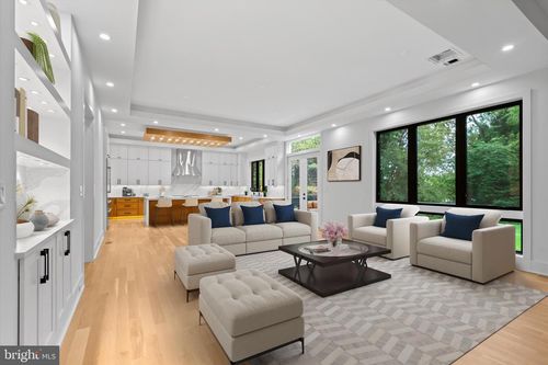 4609 Willow Run Dr, ANNANDALE, VA, 22003-6228 | Card Image