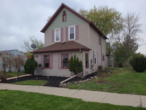 340 1st St N, Winsted, MN, 55395-7703 | Card Image
