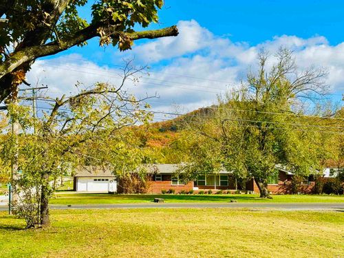 100 E Campus St, Marshall, AR, 72650-8383 | Card Image