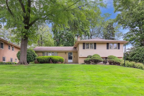 1131 Blanchard St, Downers Grove, IL, 60516-1366 | Card Image