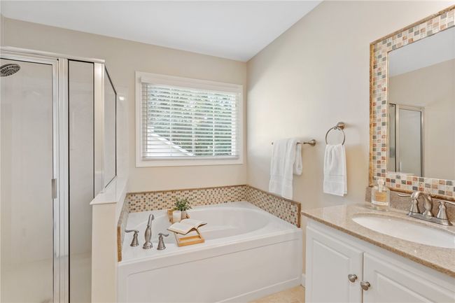 Master Bath | Image 17