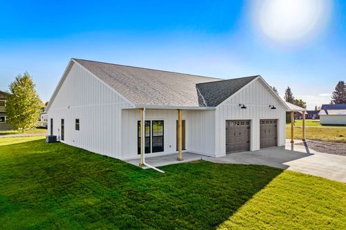 217 7th Ave Ne, Choteau, MT, 59422-7764 | Card Image
