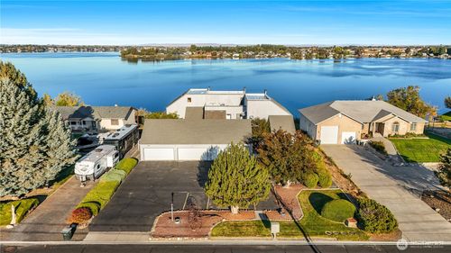 apt-6-2512 W Marina Dr, Moses Lake, WA, 98837-2956 | Card Image