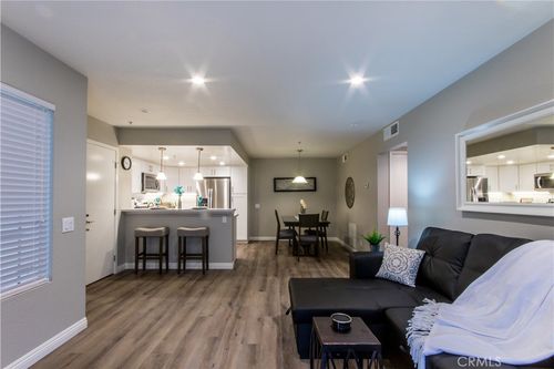 129 N Cross Creek, Orange, CA, 92869 | Card Image