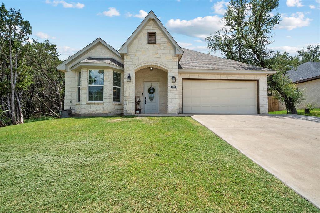Hillcrest Dr, Granbury, TX 76048