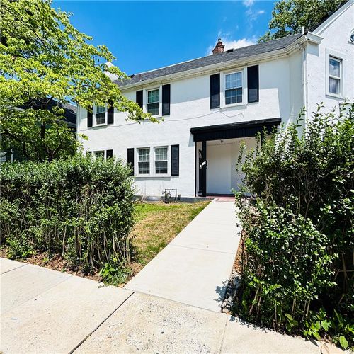 551 Park Pl, BETHLEHEM, PA, 18018-4324 | Card Image