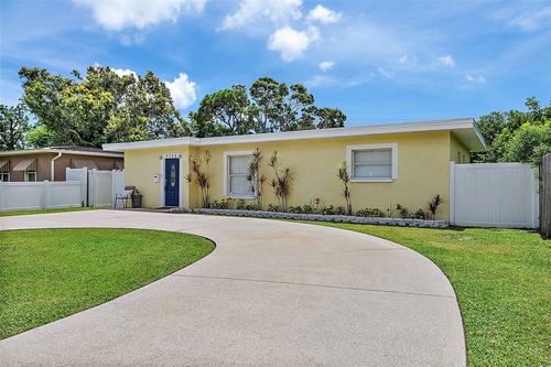 6366 38th Ave N, ST PETERSBURG, FL, 33710-1611 | Card Image