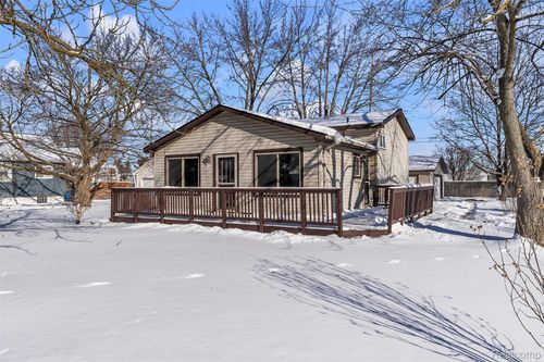 3410 Van Zandt Road, Waterford Charter Township, MI, 48329 | Card Image