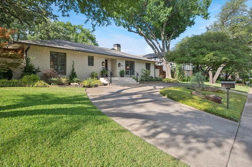 9546 Milltrail Dr, Dallas, TX, 75238-1422 | Card Image