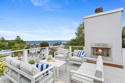 11 Sterling Dr, Westport, CT, 06880-6629 | Card Image