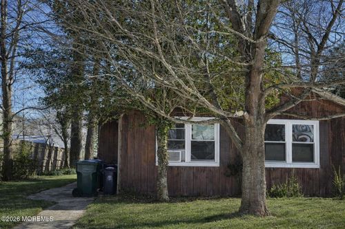 330 Falcon Drive, Little Egg Harbor, NJ, 08087 | Card Image