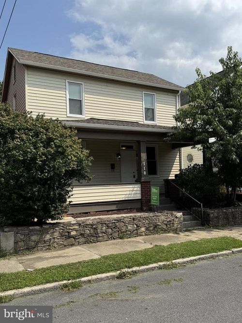 118 Oak St, CUMBERLAND, MD, 21502-3935 | Card Image