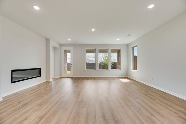 5805 Edward Dr, House other with 4 bedrooms, 4 bathrooms and null parking in Aubrey TX | Image 10