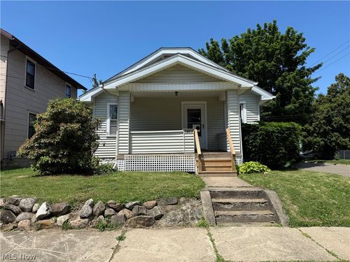 1821 Marks Ave, Akron, OH, 44305-4315 | Card Image