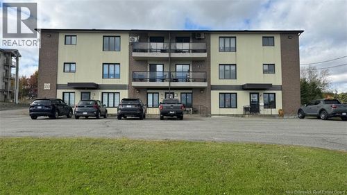 20 Av Bateman, Edmundston, NB, E3V4A9 | Card Image