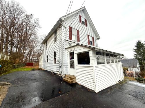 16 Naugatuck Ave, Shelton, CT, 06484-4037 | Card Image